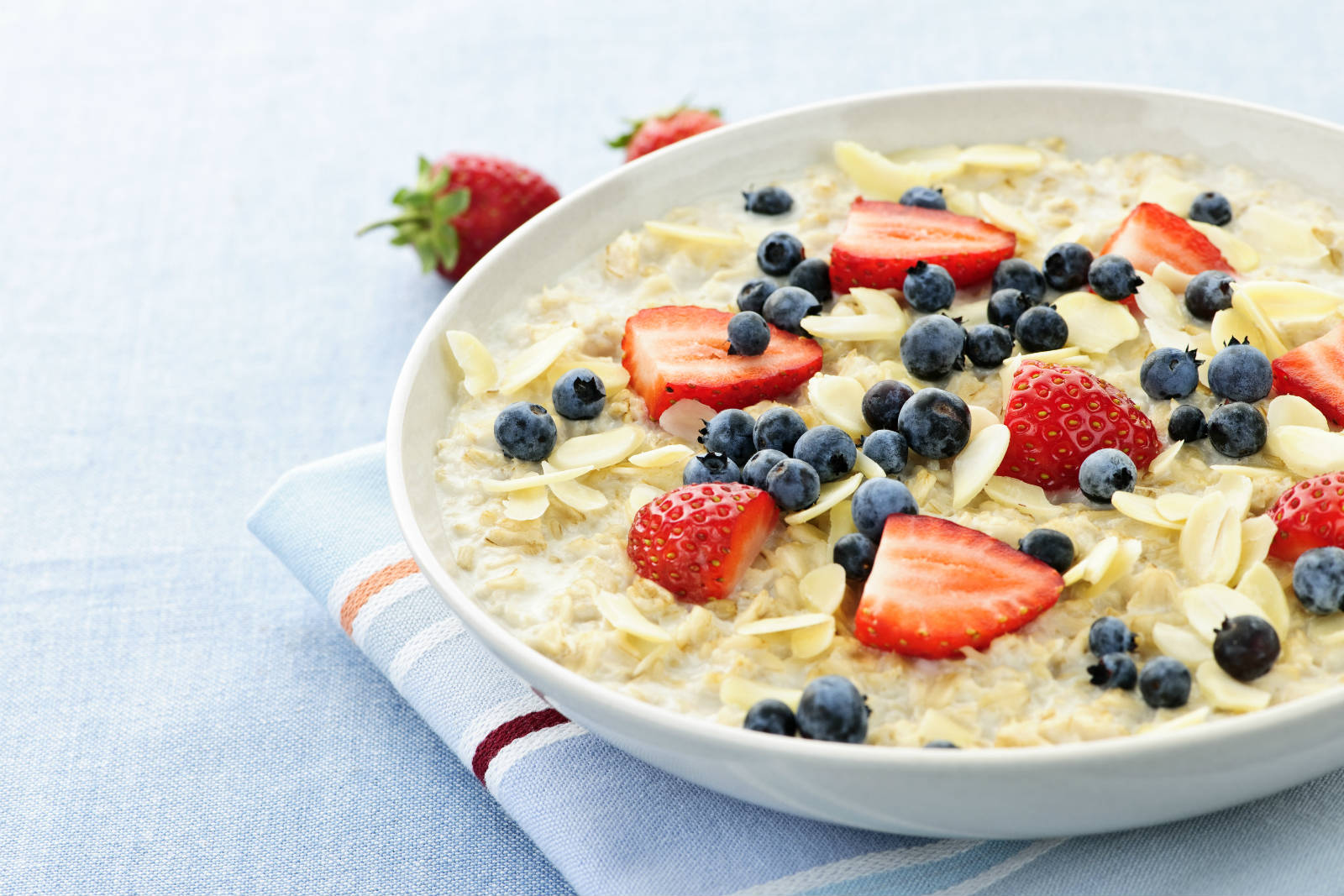 Breakfast Ideas for Weight Loss - Oatmeal