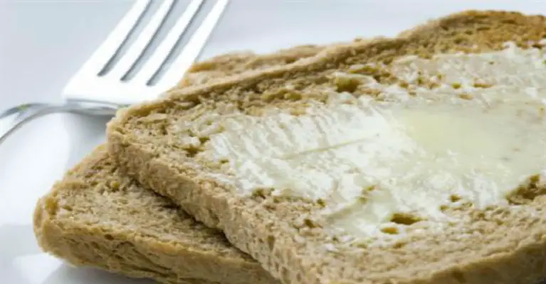 3-Ingredient Gluten-Free Bread That Will Keep You in Fat