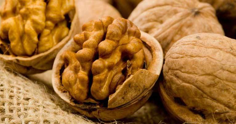 Walnuts as the Best Anti-Aging Food to Make You Look and Feel Younger